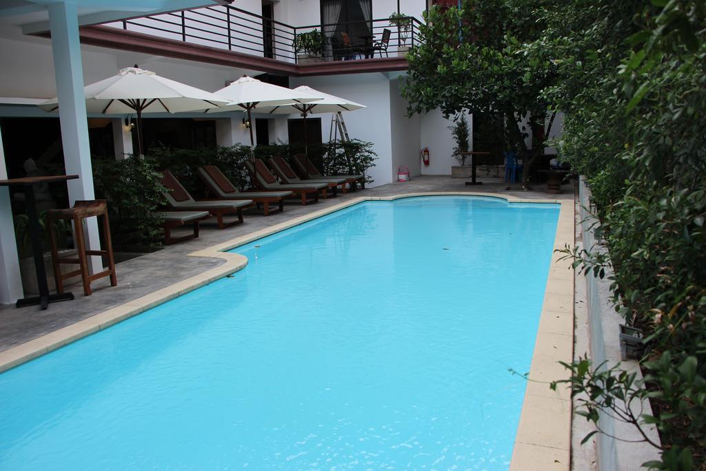Palm Tree Boutique Hotel Phnom Penh Exteriör bild
