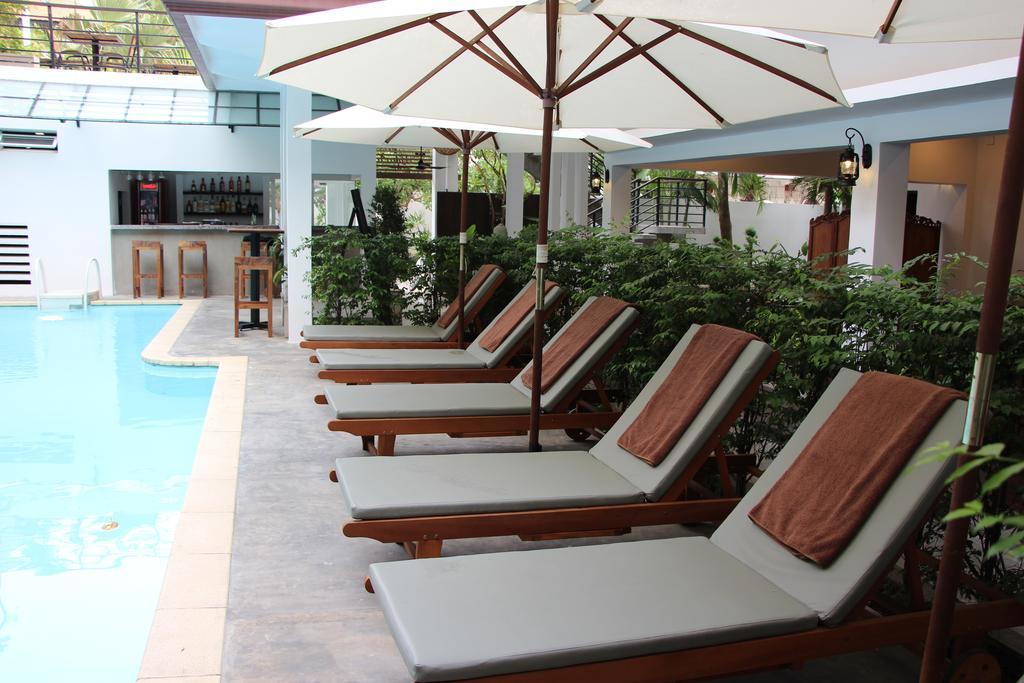 Palm Tree Boutique Hotel Phnom Penh Exteriör bild