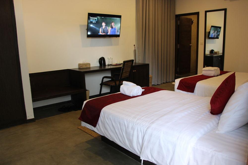 Palm Tree Boutique Hotel Phnom Penh Exteriör bild
