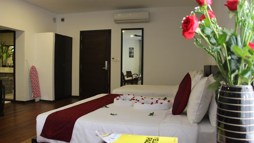 Palm Tree Boutique Hotel Phnom Penh Exteriör bild
