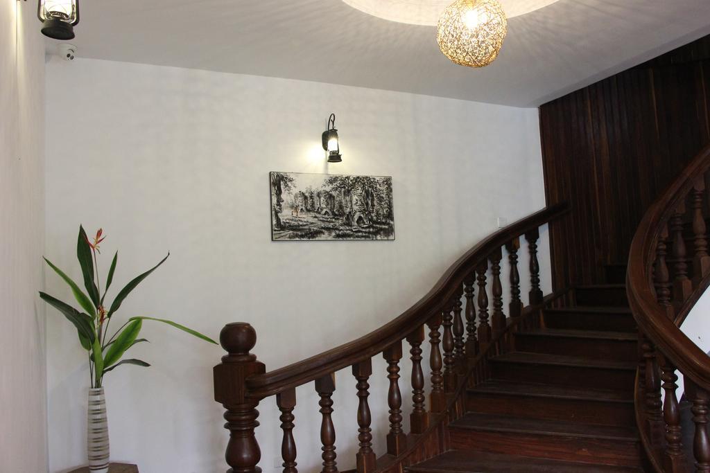 Palm Tree Boutique Hotel Phnom Penh Exteriör bild