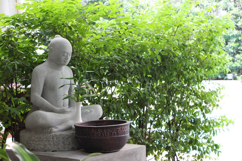 Palm Tree Boutique Hotel Phnom Penh Exteriör bild