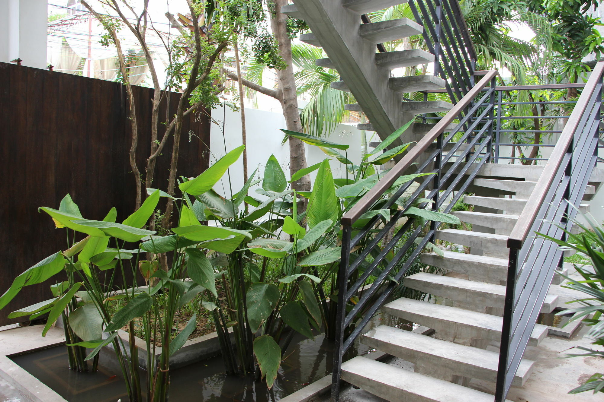 Palm Tree Boutique Hotel Phnom Penh Exteriör bild
